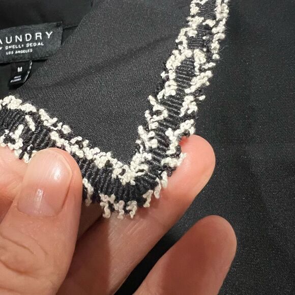 Laundry Women's Black Button Down With Boucle Trim Shirt Size Medium - Picture 2 of 12